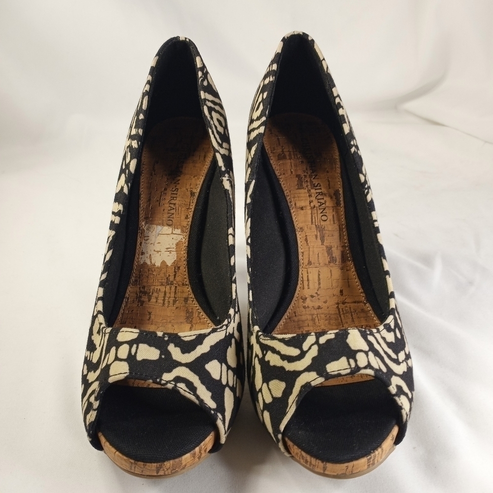 CHRISTIAN Siriano Black & Beige Open Toe Heel. - Picture 5 of 9